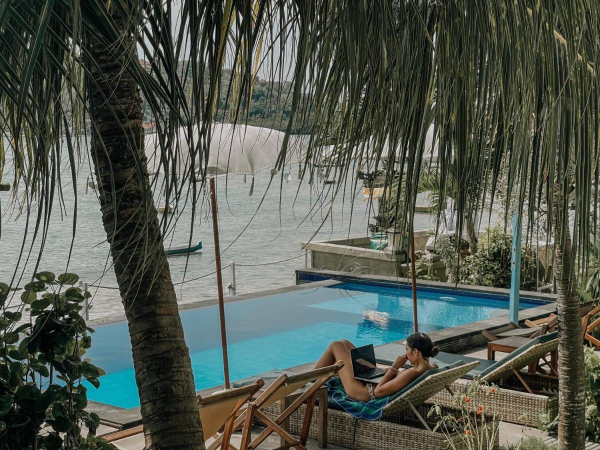ออโรรา บีชวิว Hotel นูซาเลมโบงัน ภายนอก รูปภาพ