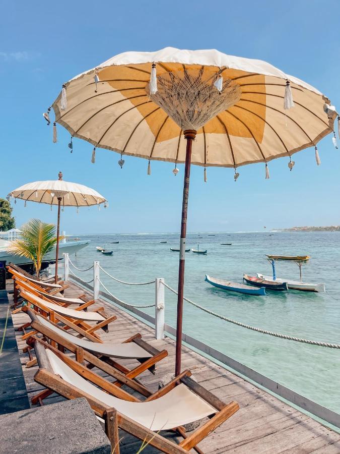 ออโรรา บีชวิว Hotel นูซาเลมโบงัน ภายนอก รูปภาพ