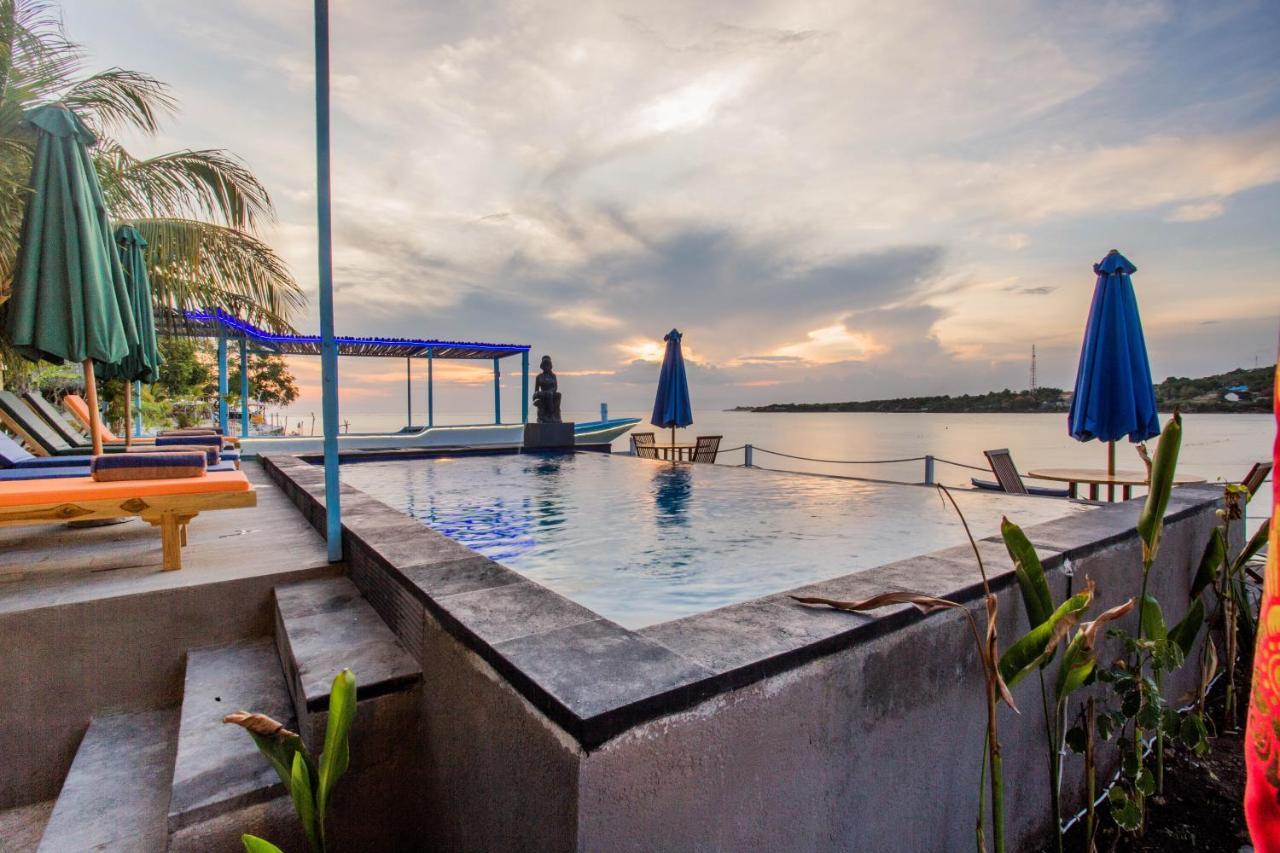 ออโรรา บีชวิว Hotel นูซาเลมโบงัน ภายนอก รูปภาพ