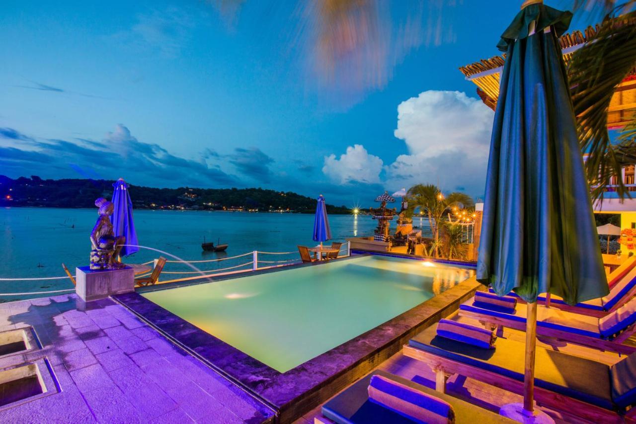 ออโรรา บีชวิว Hotel นูซาเลมโบงัน ภายนอก รูปภาพ
